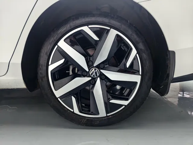 Volkswagen Lamando — Фото автомобиля 14