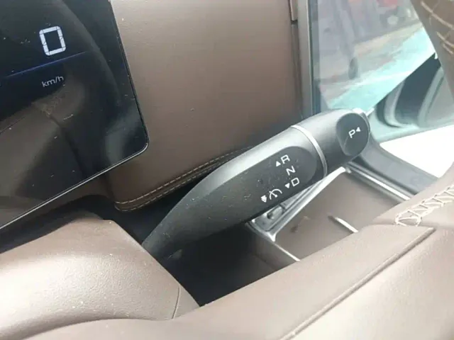 Wuling Starlight 730 — Фото автомобиля 13