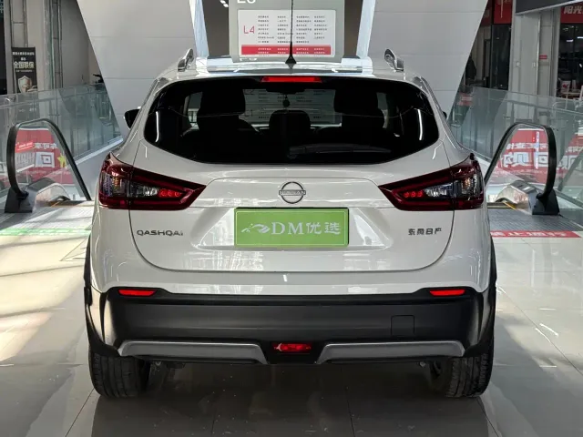 Nissan Qashqai — Фото автомобиля 8