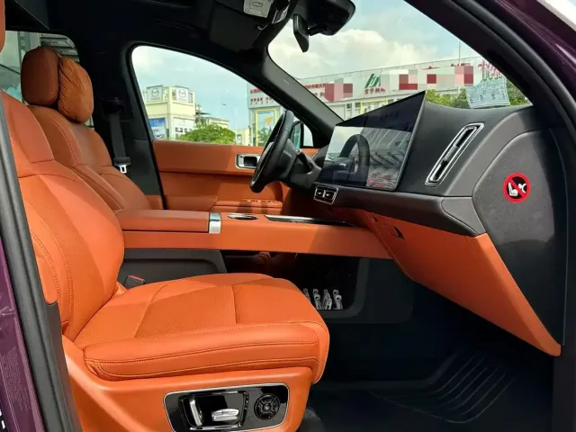 Li Auto L9 — Фото автомобиля 8
