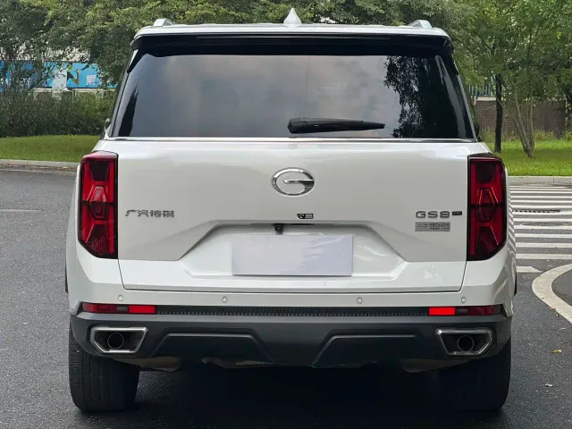 GAC Trumpchi GS8 — Фото автомобиля 16