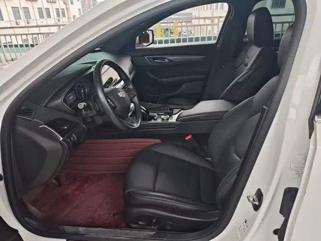 Cadillac CT5 — Фото автомобиля 14