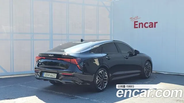 Kia K5 Generation 3 — Фото автомобиля 2