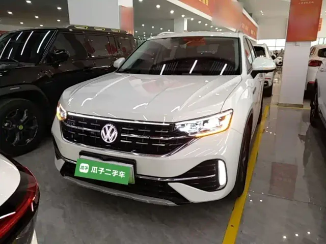 Volkswagen Tayron GTE Plug-in Hybrid — Фото автомобиля 2