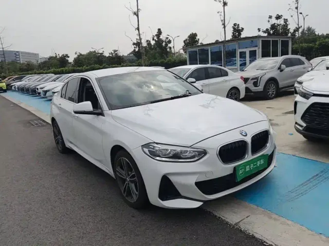 BMW 1 Series — Фото автомобиля 3