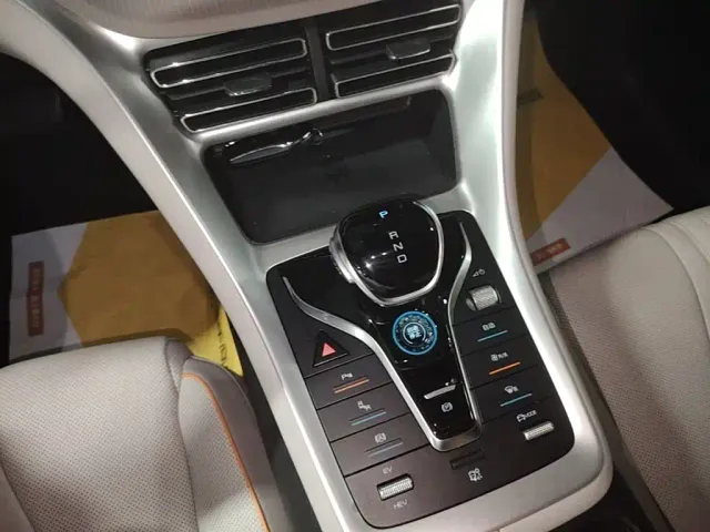 BYD Song Pro — Фото автомобиля 13