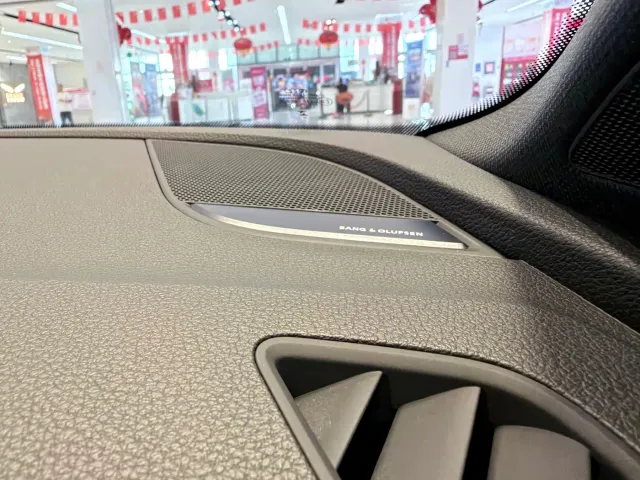 Audi S4 — Фото автомобиля 17