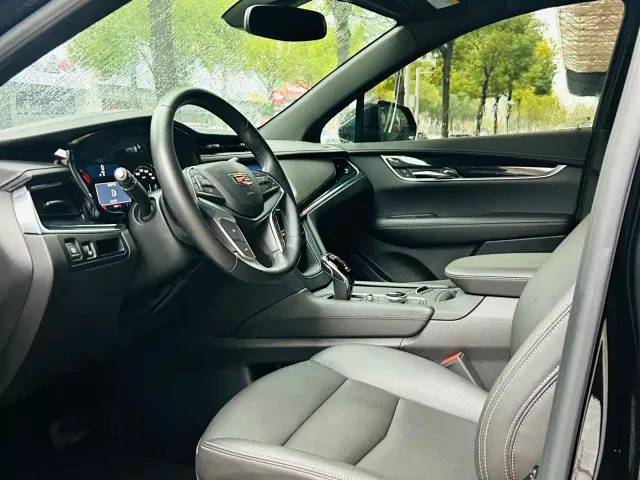 Cadillac XT5 — Фото автомобиля 10