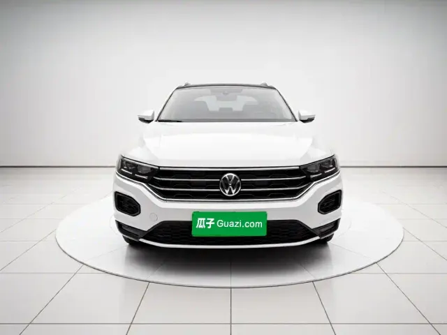 Volkswagen T-Roc — Фото автомобиля 2