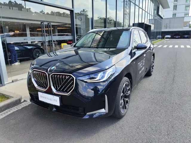Фотография автомобиля — BMW X3