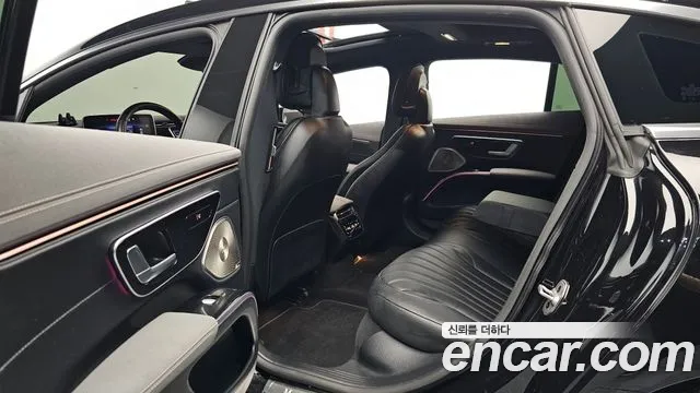 Mercedes-Benz EQS — Фото автомобиля 9