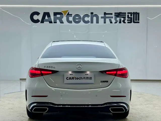 Mercedes-Benz C-Class — Фото автомобиля 3