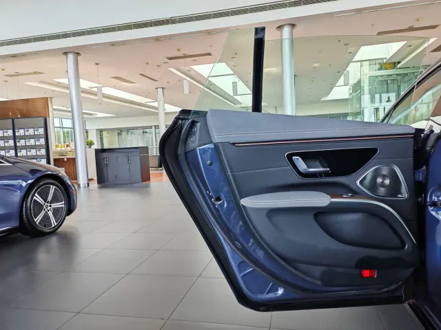 Mercedes-Benz EQS — Фото автомобиля 13