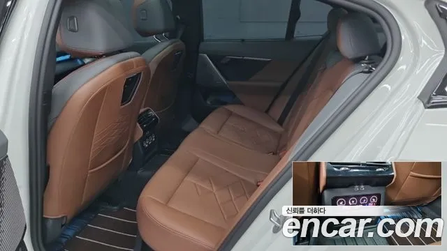 BMW 5 Series G60 — Фото автомобиля 7