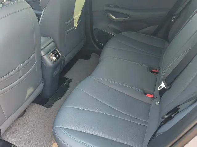BYD Sealion 05 EV — Фото автомобиля 5