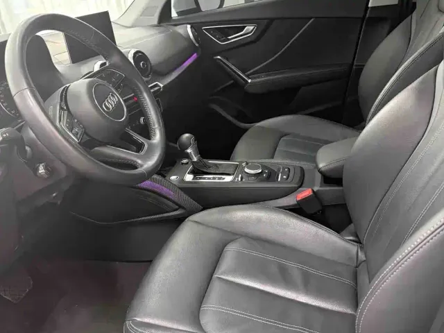 Audi Q2L — Фото автомобиля 10
