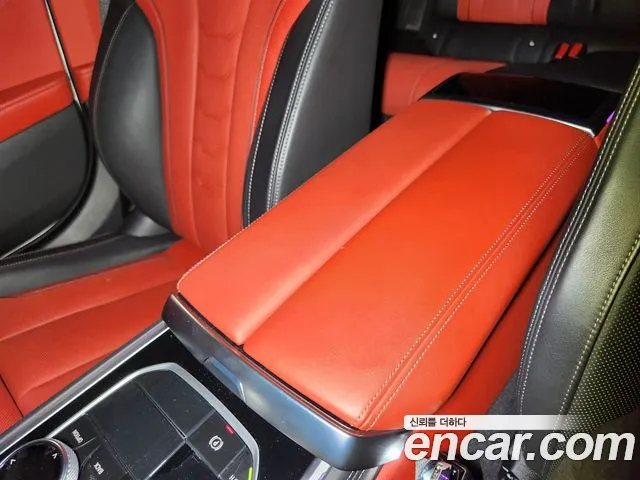 BMW 8-Series — Фото автомобиля 9