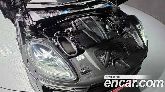Porsche Macan — Фото автомобиля 20