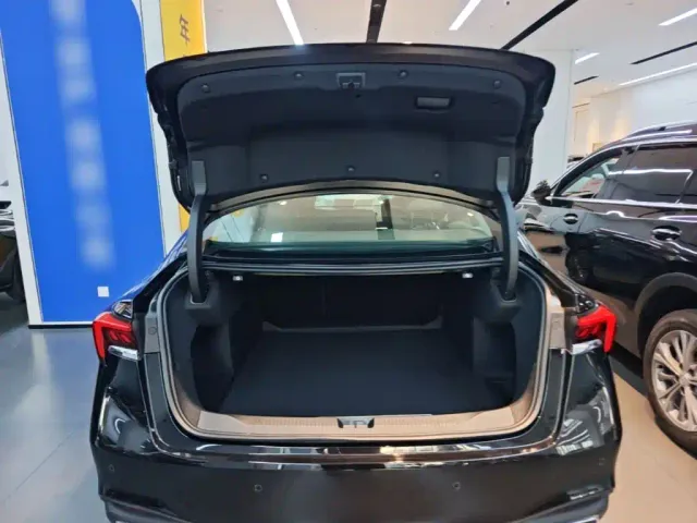 Buick LaCrosse — Фото автомобиля 18