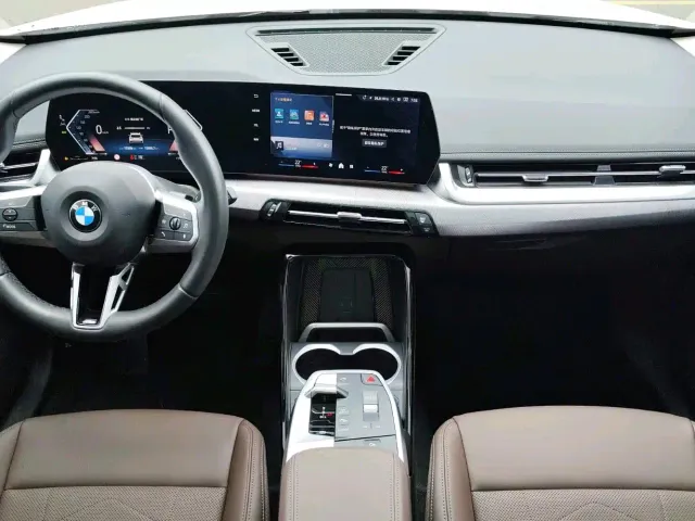 BMW X1 — Фото автомобиля 6