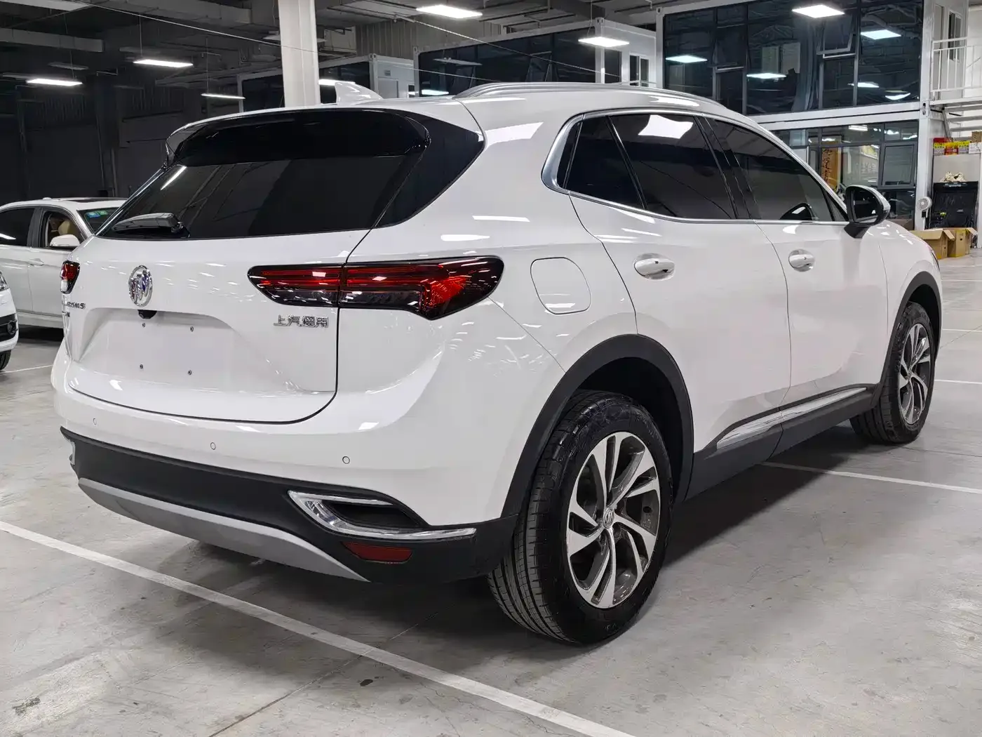 Buick Envision S 2023 Envision S 552T FWD Luxury — Фото автомобиля 7