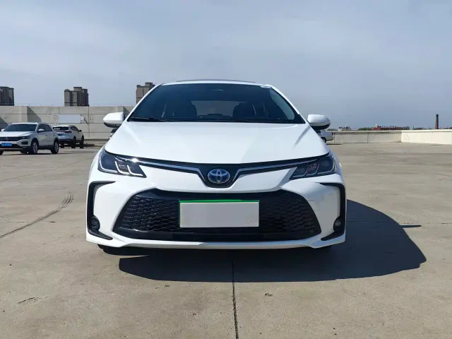 Toyota Corolla — Фото автомобиля 2