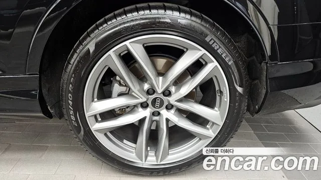 Audi Q7 55 TFSI quattro Premium — Фото автомобиля 21