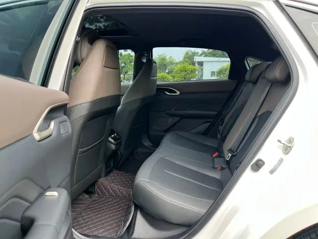 Changan Eado — Фото автомобиля 12