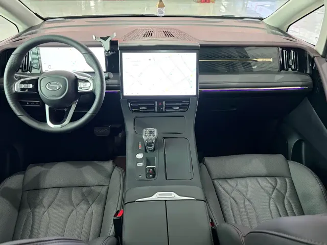 GAC Trumpchi M8 — Фото автомобиля 5