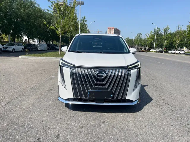 GAC Trumpchi M8 — Фото автомобиля 2
