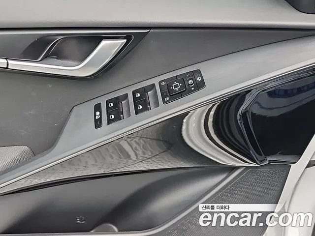 Kia Niro The All New Niro Signature — Фото автомобиля 18