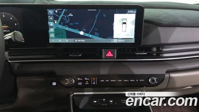 Kia Carnival — Фото автомобиля 25