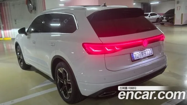 Volkswagen Touareg Generation 3 — Фото автомобиля 19