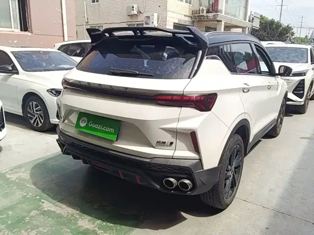 Geely Binyue — Фото автомобиля 6