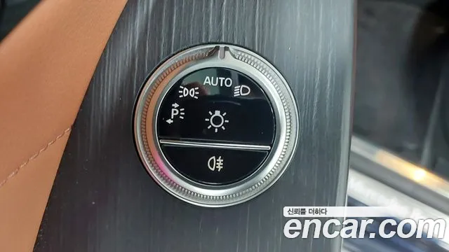 Mercedes-Benz S-Class — Фото автомобиля 20