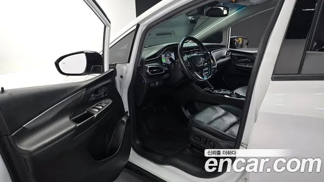 Chevrolet Bolt EV — Фото автомобиля 10