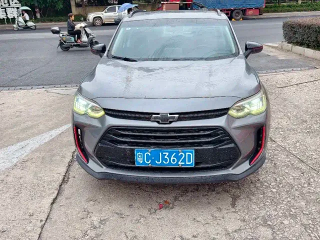 Chevrolet Orlando — Фото автомобиля 2