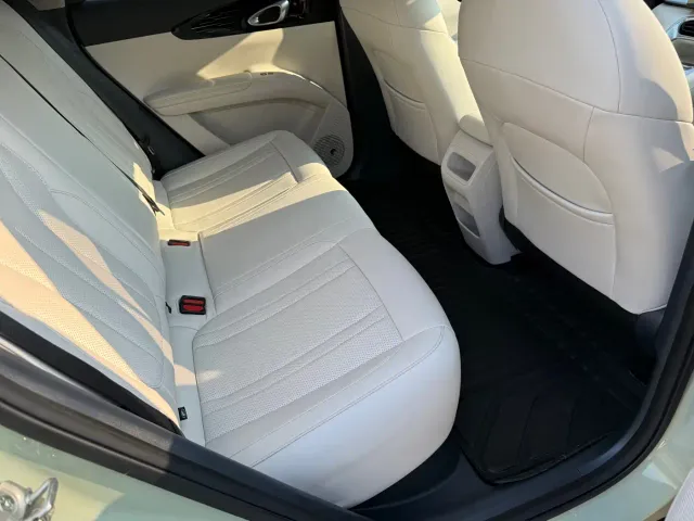 Geely Starry Wish — Фото автомобиля 16
