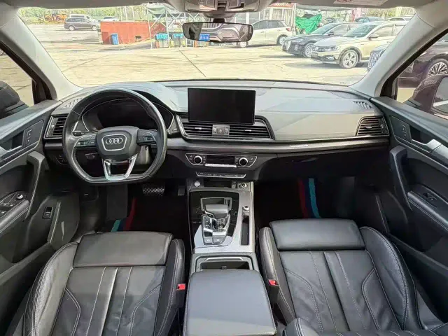 Audi Q5L — Фото автомобиля 6