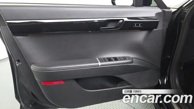 Hyundai Grandeur GN7 — Фото автомобиля 13
