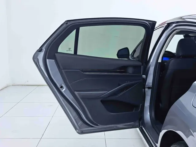 Ford Mondeo — Фото автомобиля 15