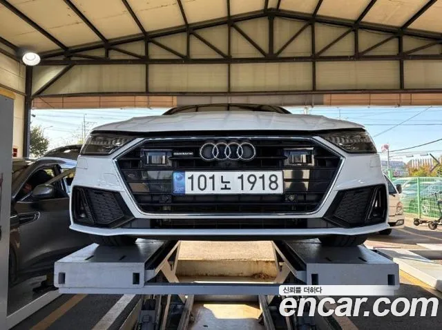 Фотография автомобиля — Audi A7 4K