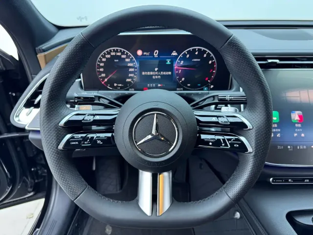Mercedes-Benz E-Class — Фото автомобиля 10
