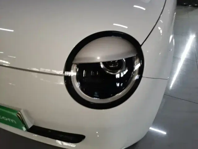 Changan Lumin — Фото автомобиля 23