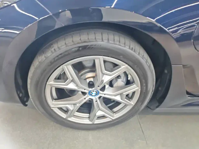 BMW i3 — Фото автомобиля 22