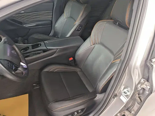 Toyota Avalon — Фото автомобиля 14