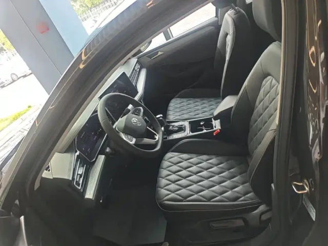 Volkswagen Sagitar — Фото автомобиля 14