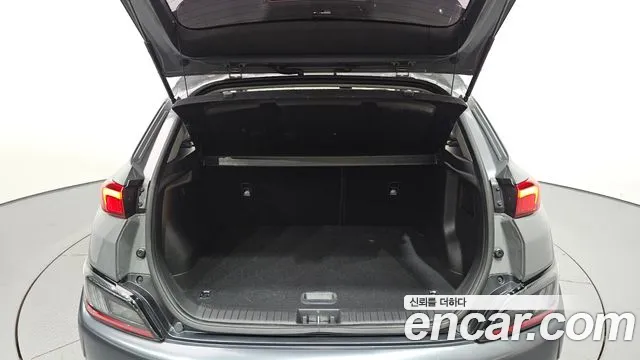 Hyundai Kona — Фото автомобиля 26