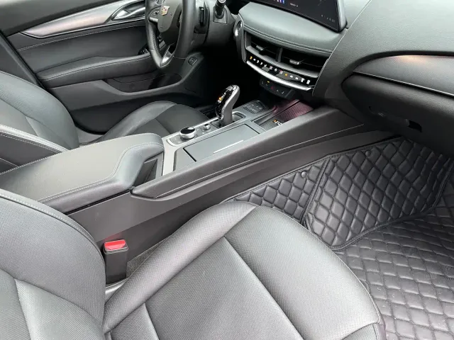 Cadillac CT5 — Фото автомобиля 17