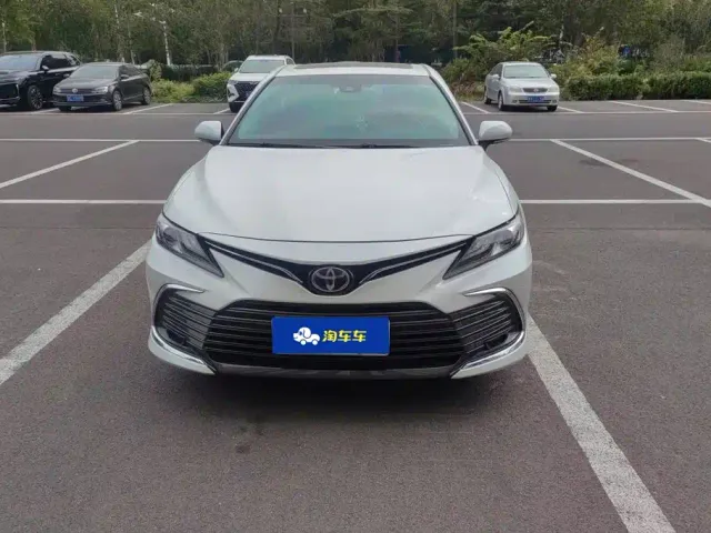 Toyota Camry 2021 2.0G Luxury Edition — Фото автомобиля 2